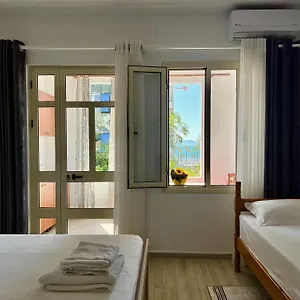 Rei's Place Pensión Vlorë